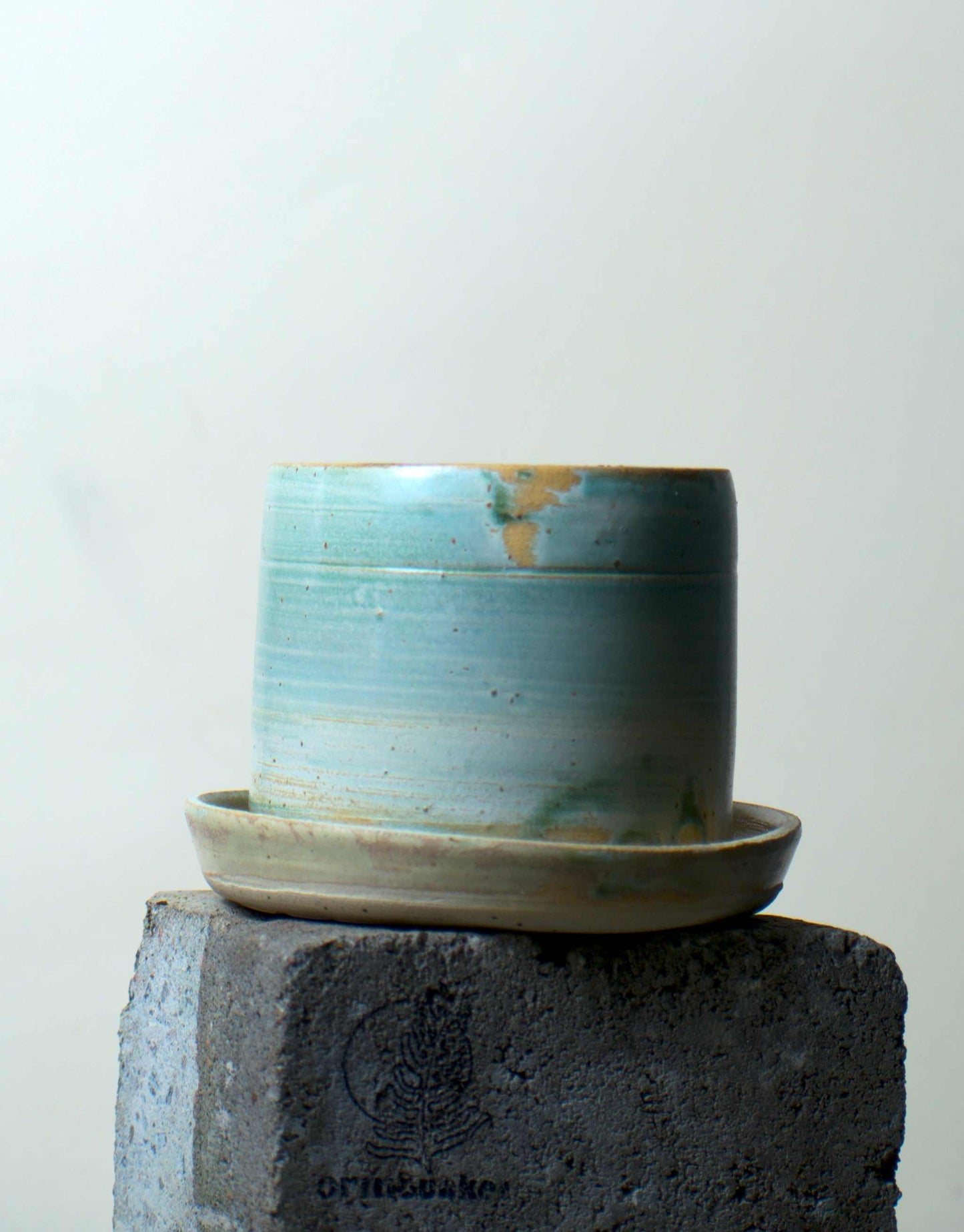 Keramikkruka med fat | Pastel blue | Stengodslera
