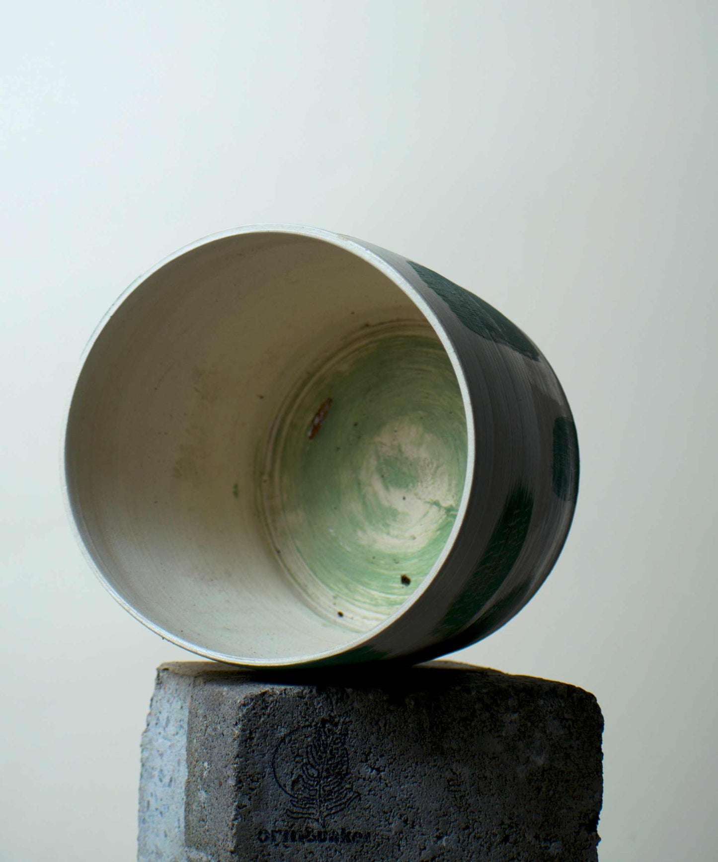 Ceramic pot 'Green spots' | 14.5 cm | Stoneware clay