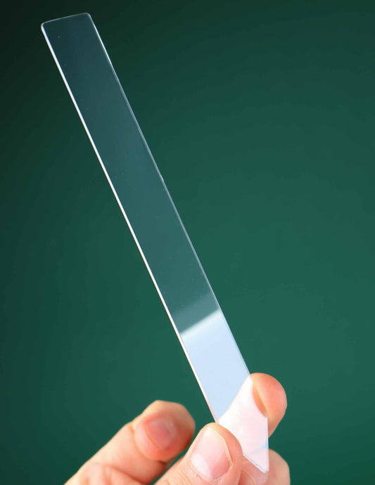 Växtetiketter i genomskinlig plast